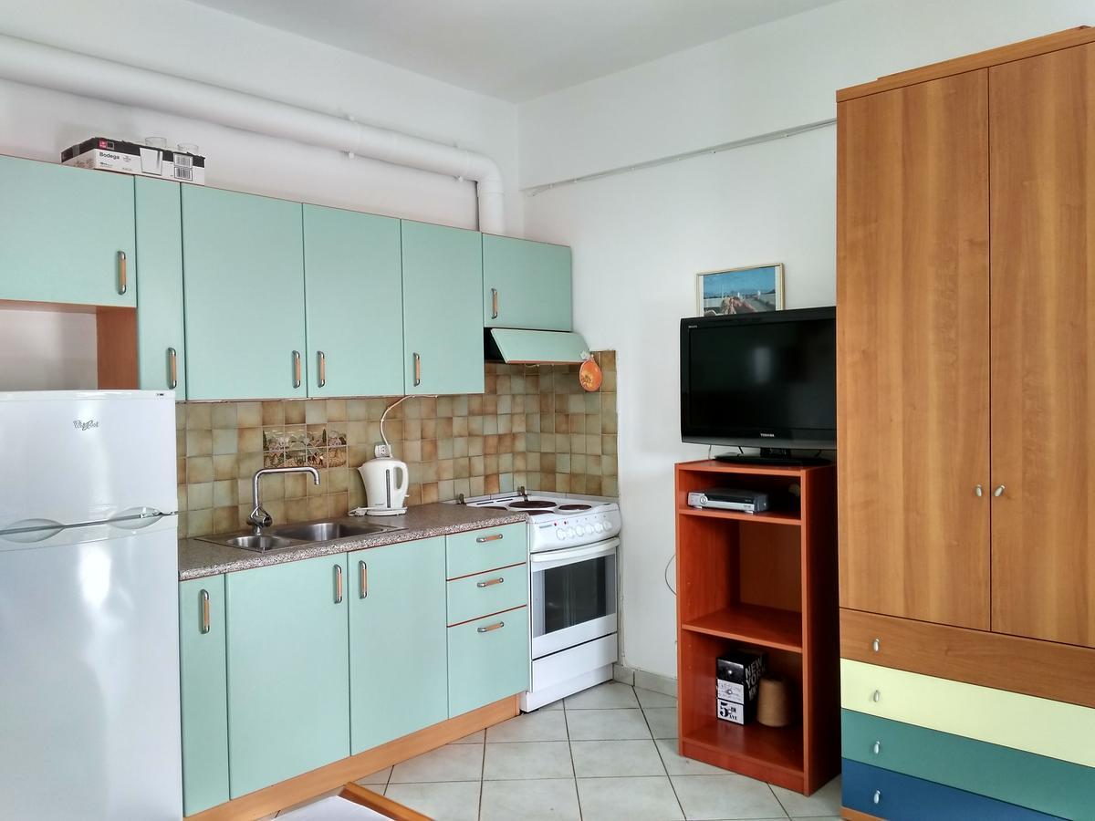 Palmyra Beachfront Studios Nydri  Dış mekan fotoğraf