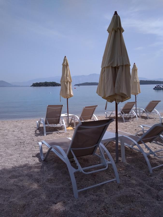 Palmyra Beachfront Studios Nydri  Dış mekan fotoğraf